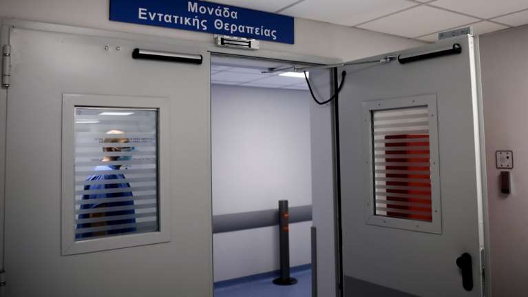 Ηλεία: Προκαταρκτική εξέταση για τον 27χρονο αστυνομικό που νοσηλεύεται με εγκεφαλίτιδα