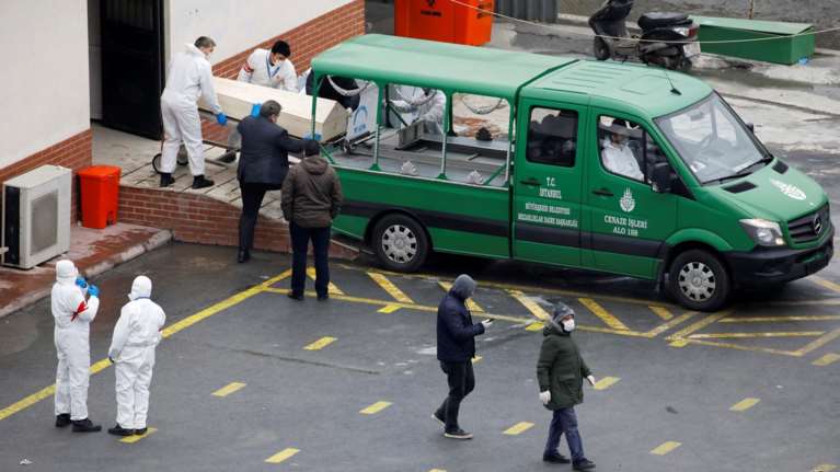 Ο κορονοϊός σαρώνει στην Τουρκία και ο Ερντογάν θεωρεί μεγαλύτερη απειλή την απαισιοδοξία