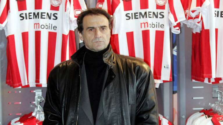 Κορονοϊός: Διασωληνωμένος ο παλαίμαχος άσος του Ολυμπιακού, Βασίλης Μποτίνος