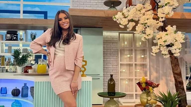 Ελένη Τσολάκη: Μας καλωσορίζει στο δωμάτιο του γιου της