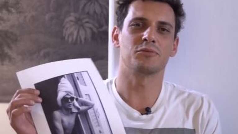 Σταύρος Σβήγκος: Με αυτή τη φωτογραφία συμφιλιώθηκα με τη γυναικεία φύση μέσα μου [βίντεο]