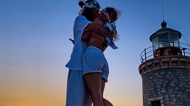 Ο Άγγελος Λάτσιος και η αφιέρωση στην Γαία Μερκούρη για τον Άγιο Βαλεντίνο