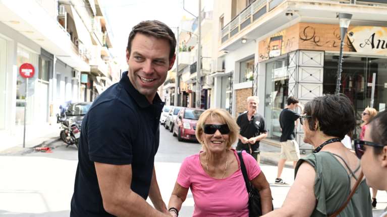 Ταξίδι αστραπή του Στέφανου Κασσελάκη στις ΗΠΑ- Θα μαζέψει τα ρούχα του, θα κάνει  και επαφές