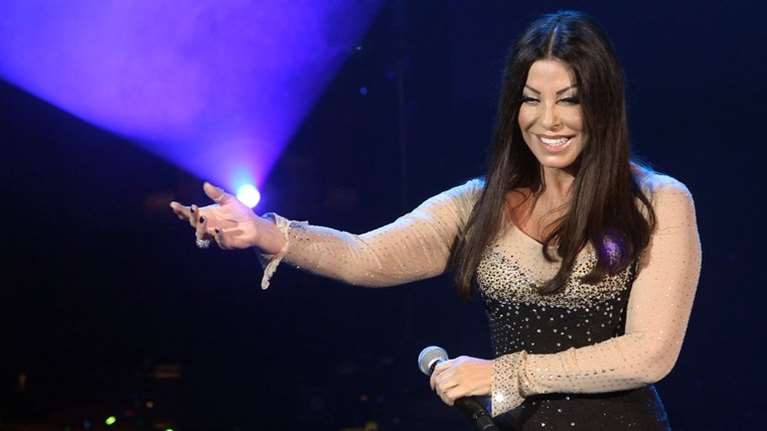 Σοκάρει η Άντζελα Δημητρίου: &quot;Με κοίταζαν δύο μάτια γουρλωμένα και αυνανιζόταν&quot;