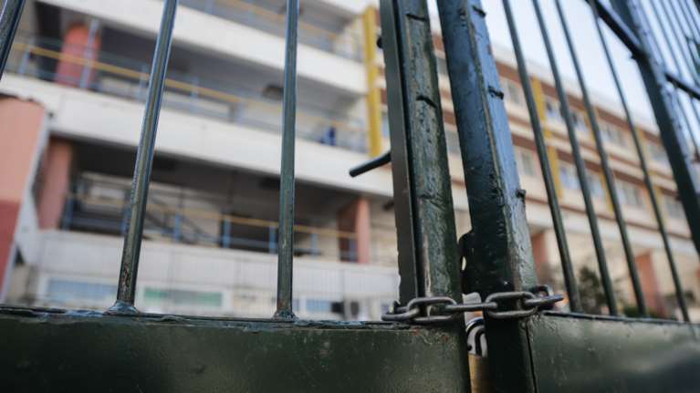 Νεάπολη Συκεών: Κλείσιμο σχολείων ζητά ο δήμος μετά τα κρούσματα νοτιαφρικανικής μετάλλαξης [βίντεο]