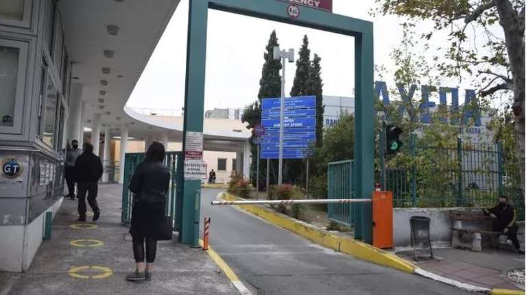 Aγωνία για τα αδερφάκια από την Κοζάνη: Σε σταθερή κατάσταση στο ΑΧΕΠΑ το κοριτσάκι - Αρνητική σε κορονοϊό και γρίπη