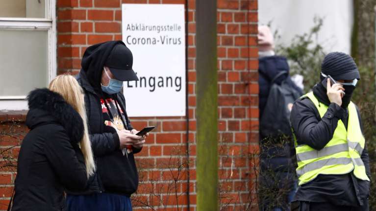 Γερμανία: Περισσότερα από 3.000 κρούσματα και 8 νεκροί από τον κορονοϊό