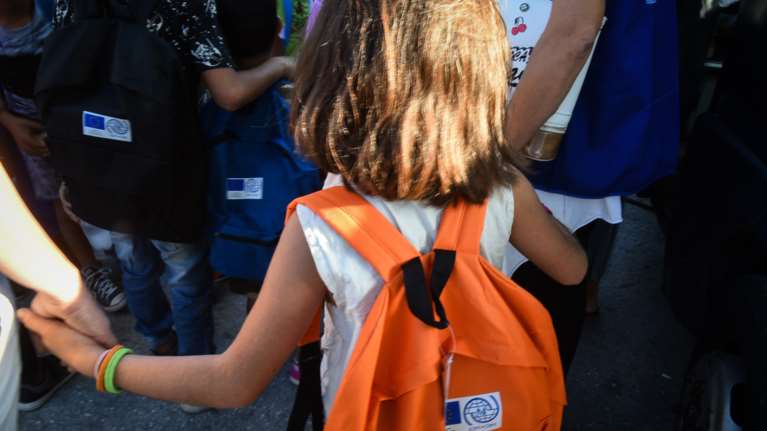 Έρχονται οι &quot;Νταντάδες της γειτονιάς&quot; - Επιδοτούμενο πρόγραμμα για φύλαξη παιδιών έως 12 ετών