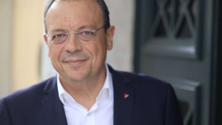 Σωκράτης Φάμελλος: Οι μεγάλες απώλειες της ζωής του, το τραγούδι που έγραψε και η σχέση με τον μουσικό αδελφό του