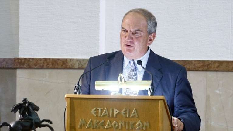 Κ. Καραμανλής: "H Ευρώπη περιορίζεται σε ρόλο κομπάρσου σε αυτή τη δύσκολη συγκυρία"