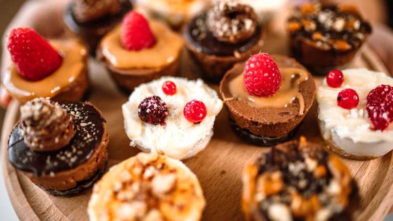 Εορτολόγιο: Ποια ονόματα γιορτάζουν σήμερα, Κυριακή 30 Ιουλίου