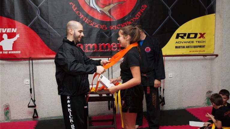 Εγκλημα στα Γλυκά Νερά: Οταν η 20χρονη Καρολάιν έκανε kick boxing και βουτιές [βίντεο]