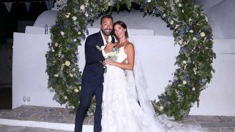 Η Χριστίνα Μπόμπα πήγε ξανά στην εκκλησία που παντρεύτηκε τον Σάκη της