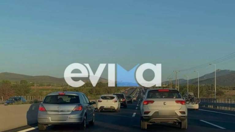 "Κόλαση" στην Αθηνών - Λαμίας: Μποτιλιάρισμα χιλιομέτρων στο ρεύμα προς Αθήνα