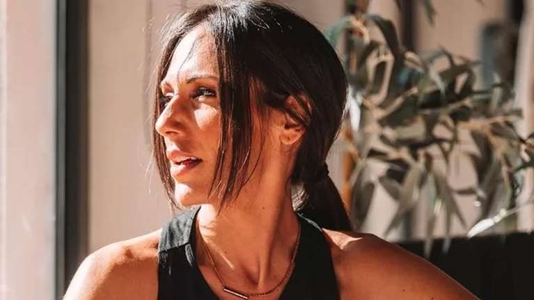 Η Ανθή Βούλγαρη στην κουζίνα της: Η συνταγή της για τυρόπιτα