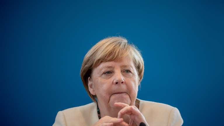 Μόρια: Η Μέρκελ αποφασίζει μέχρι την Τετάρτη για τη μεταφορά στη Γερμανία και άλλων μεταναστών