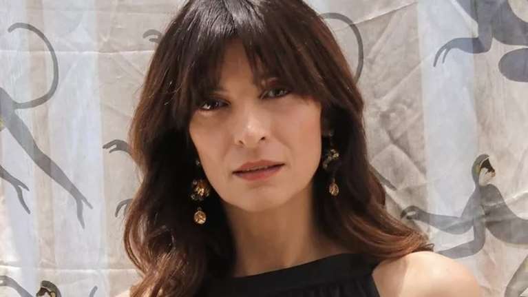 Η Αντιγόνη Κουλουκάκου φωτογραφίζεται με τον γοητευτικό αρραβωνιαστικό της δείχνοντας πιο ευτυχισμένη από ποτέ