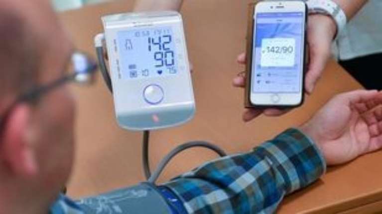 Aρρύθμιστη υπέρταση: Καινοτόμος μέθοδος για την αντιμετώπισή της - Σε ποιους ασθενείς εφαρμόζεται