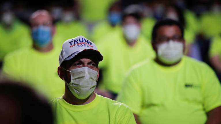 Στη δίνη του κορονοϊού οι ΗΠΑ: 1.754 νέοι θάνατοι, 26.593 νέα κρούσματα και 3 εκατ. νέοι άνεργοι