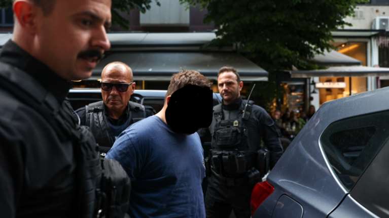 Λάρισα: Συντετριμμένος ο ιερέας- παππούς του μητροκτόνου- Εχει χάσει και την άλλη του κόρη από εγκεφαλικό