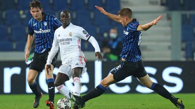 &quot;Επαναστατική&quot; κίνηση από την UEFA: Καταργείται άμεσα ο κανόνας των εκτός έδρας γκολ