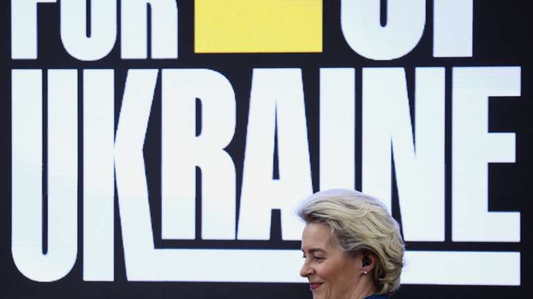 Φον ντερ Λάιεν: Πιο αυστηρές κυρώσεις στη Ρωσία - Ενισχύουμε τη βοήθεια στην Ουκρανία