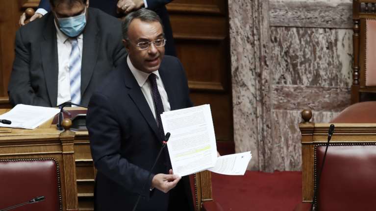 Σταϊκούρας: Δημοσιονομική χαλάρωση λόγω κορονοϊού και το 2021