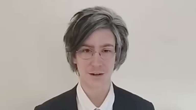 Αποκριάτικες στολές με... Τσιόδρα και Παγώνη: Δεύτερες απόκριες με πανδημία κορονοϊού