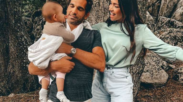 Όλγα Φαρμάκη - Σταύρος Μαντόπουλος: Η κόρη τους, Μαρέττα, έγινε ενός έτους - Η εντυπωσιακή της τούρτα