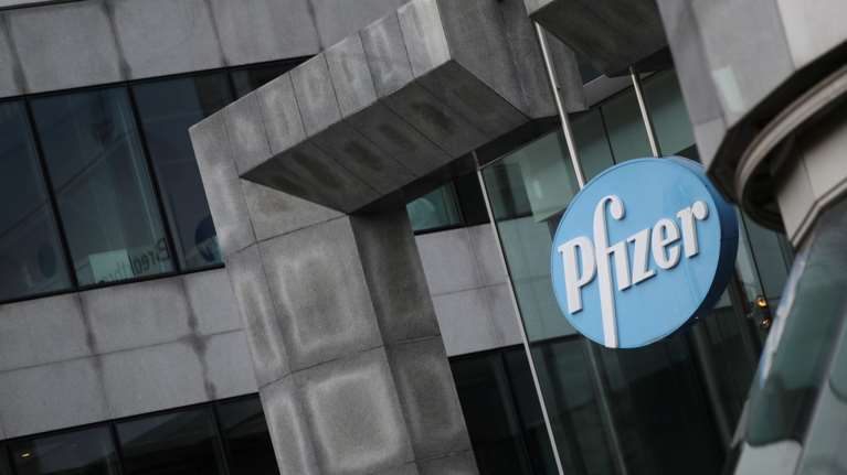 Κορονοϊός: Ελπιδοφόρα νέα- Το εμβόλιο της Pfizer μειώνει τη μετάδοση μετά από την πρώτη δόση