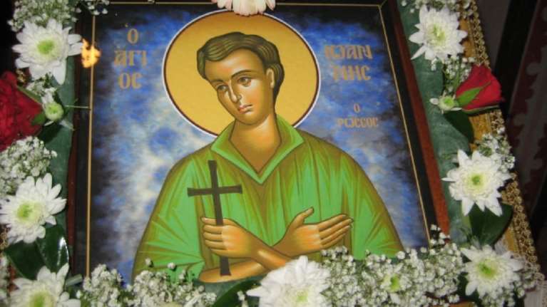 Όσιος Ιωάννης ο Ρώσσος: Xιλιάδες κόσμου με τα πόδια στον ναό στο Προκόπι Ευβοίας - Διανύουν έως και 100 χλμ.