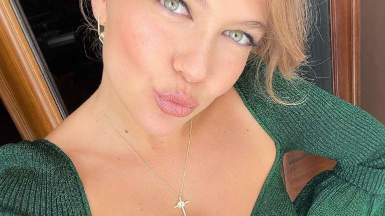 Η Κλέλια Ανδριολάτου ξεκίνησε κολυμβητήριο: Η φωτογραφία με το ολόσωμο μπλε μαγιό, μέσα από τα αποδυτήρια