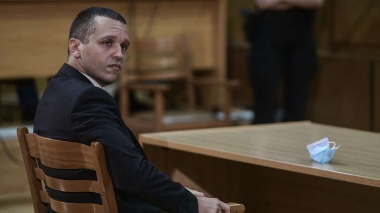 Δίκη Χρυσής Αυγή: Περίεργο αίτημα Κασιδιάρη - Να αρθεί το τηλεφωνικό απόρρητο συνεργάτη του Σαμαρά