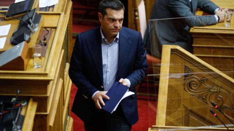 Επίθεση Τσίπρα στην κυβέρνηση για τους χειρισμούς της στην πανδημία: Αδιαφάνεια και απευθείας αναθέσεις