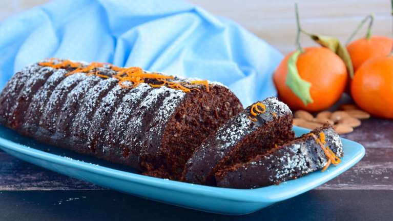 Συνταγή: Τέλειο, νηστίσιμο κέικ μανταρίνι-σοκολάτα με γλάσο, χωρίς μίξερ