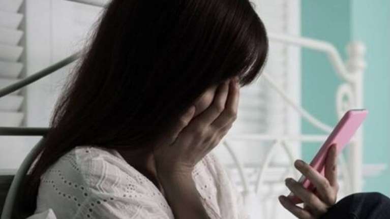 Μαζικό revenge porn στην Πάτρα: Ταυτοποιήθηκαν τρία άτομα - &quot;Θα σε κάνω ρόμπα παντού&quot;, έλεγαν στα θύματα