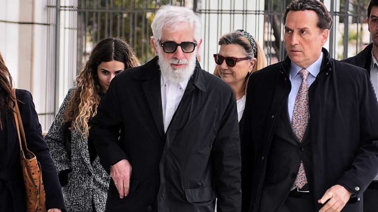 Πέτρος Φιλιππίδης: Θα είναι η μεγαλύτερη δικαστική πλάνη αν το δικαστήριο τον καταδικάσει, λέει ο Μ. Δημητρακόπουλος