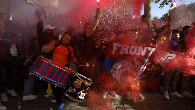 Μπαρτσελόνα: Τέλος τα γήπεδα για τρεις οπαδούς των Καταλανών - Ρατσιστικές προσβολές και ναζιστικοί χαιρετισμοί