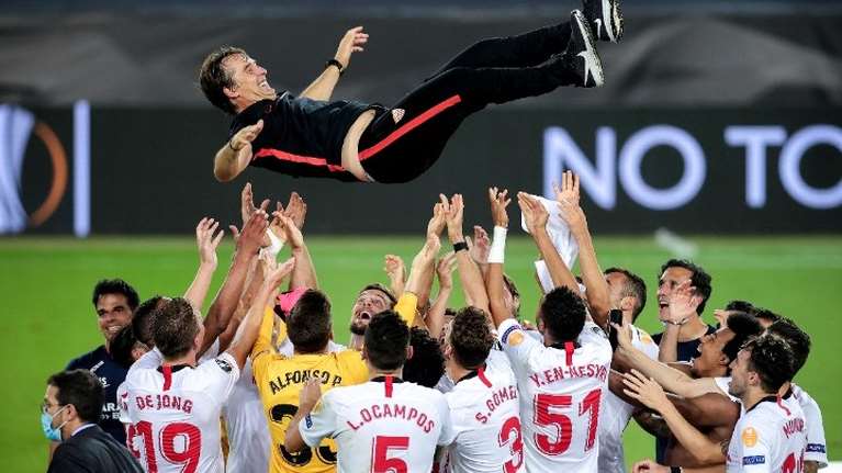 Κυρίαρχη του Europa League η Σεβίλη - Έγραψε ιστορία με το 6 στα 6 [βίντεο]