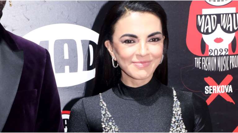 MadWalk 2022: Η Μαρία Σολωμού πήγε με ολόσωμο λύκρα jumpsuit και διαμαντένια εσώρουχα