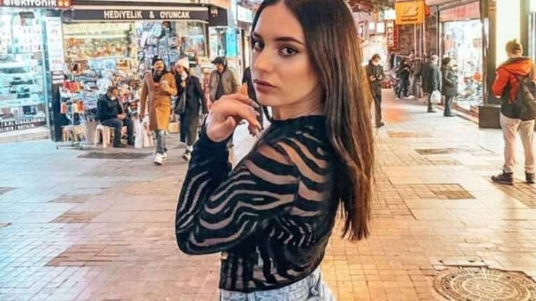 Θρήνος στη Ναύπακτο για τη 19χρονη Ελένη που έχασε τη ζωή της σε τροχαίο [εικόνες - βίντεο]