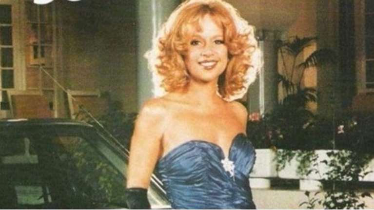 37 χρόνια πριν: Όταν η Αλίκη Βουγιουκλάκη διαφήμιζε αυτοκίνητα - η ρετρό διαφήμιση που έπαιζε παντού