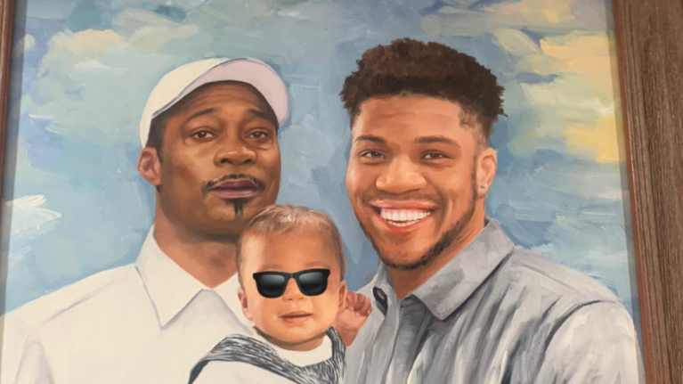 Αντετοκούνμπο : Ο εντυπωσιακός πίνακας με τον πατέρα του και το γιο του