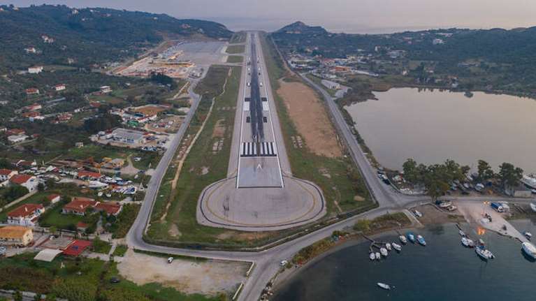 Το αεροδρόμιο της Σκιάθου στη λίστα με τα πιο θεαματικά αεροδρόμια της Ευρώπης