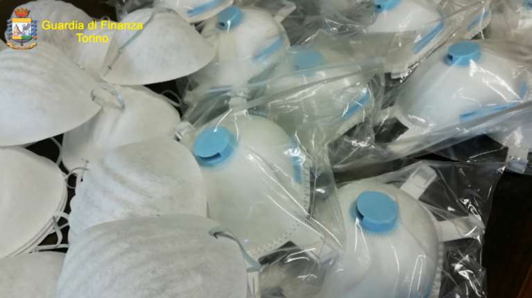 Το Βερολίνο απαγόρευσε τις εξαγωγές προστατευτικών μασκών λόγω κορονοϊού