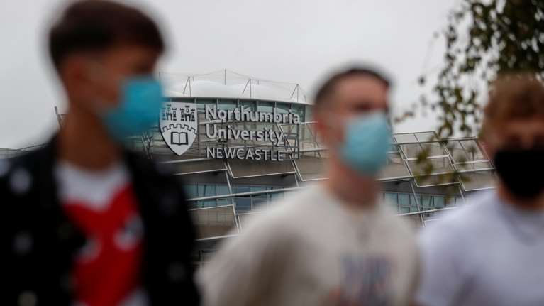 Κορονοϊός: Σαρώνει τα πανεπιστήμια της Βρετανίας - Θετικοί 770 φοιτητές στο Northumbria - Κρούσματα σε άλλα 50 Ιδρύματα