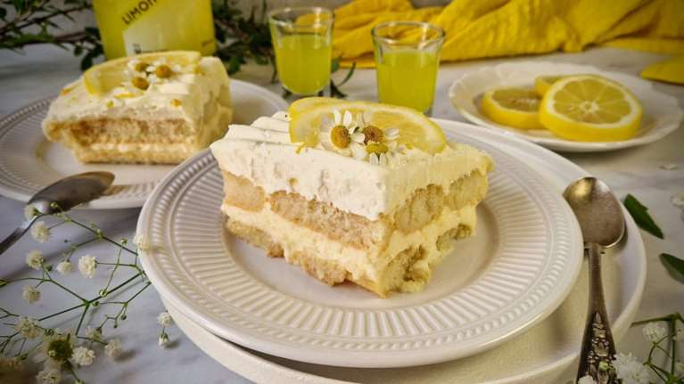 Θεϊκή συνταγή: Τιραμισού λεμόνι με αφράτη κρέμα τυριού - Μυρωδάτο και δροσερό