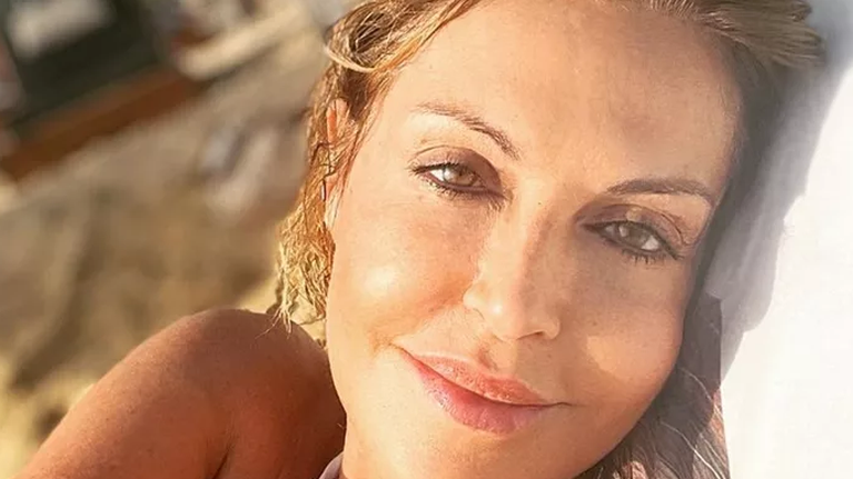 Αλεξάνδρα Παλαιολόγου: Οι γραμμωμένοι της κοιλιακοί θα σου &quot;κόψουν&quot; την ανάσα