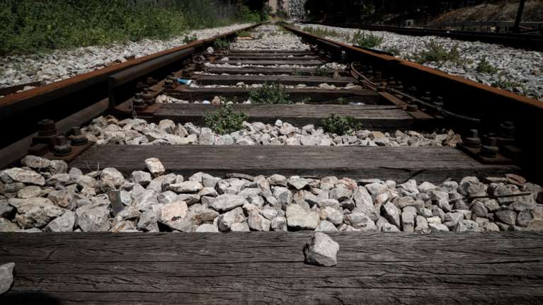 &quot;Περίεργη δολιοφθορά&quot; στον ΟΣΕ: Εβαλαν φωτιά και έβγαλαν εκτός λειτουργίας το σύστημα τηλεδιοίκησης