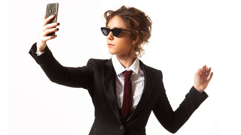 &quot;Για γυναίκα καλή είναι&quot; με την Ηρα Κατσούδα - Το stand up comedy που δεν πρέπει να χάσετε